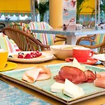 Ettoral Hotel 3*