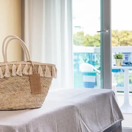 Ettoral 3* Τζεσόλο Λίντο