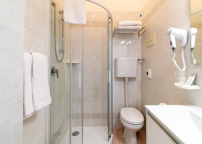 Ettoral Hotel 3*