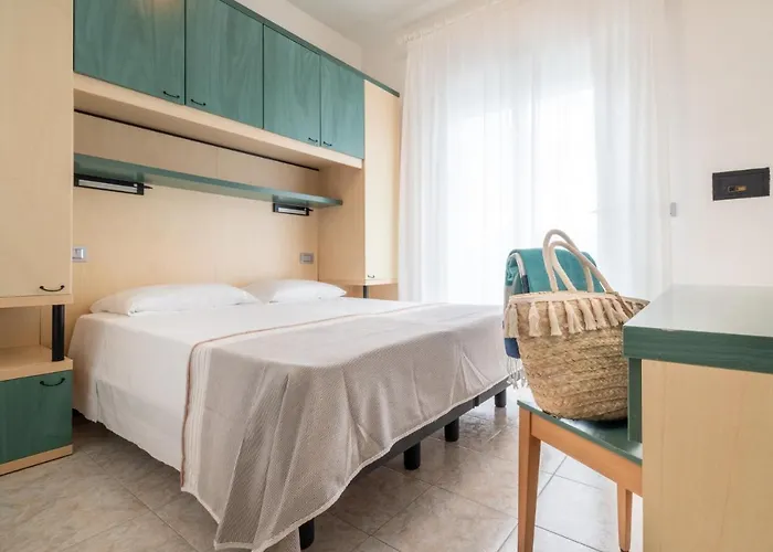 Ettoral Hotel 3*
