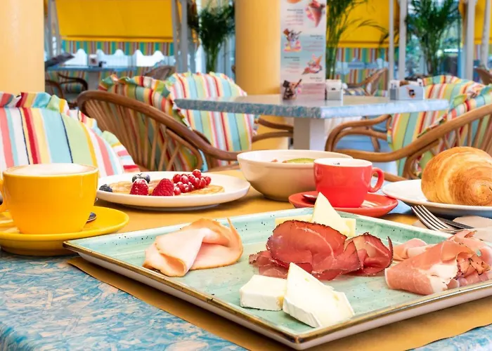 Ettoral Hotel 3*